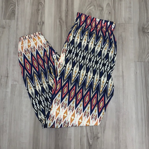 Papaya Slouchy Pants size large - Picture 1 of 5